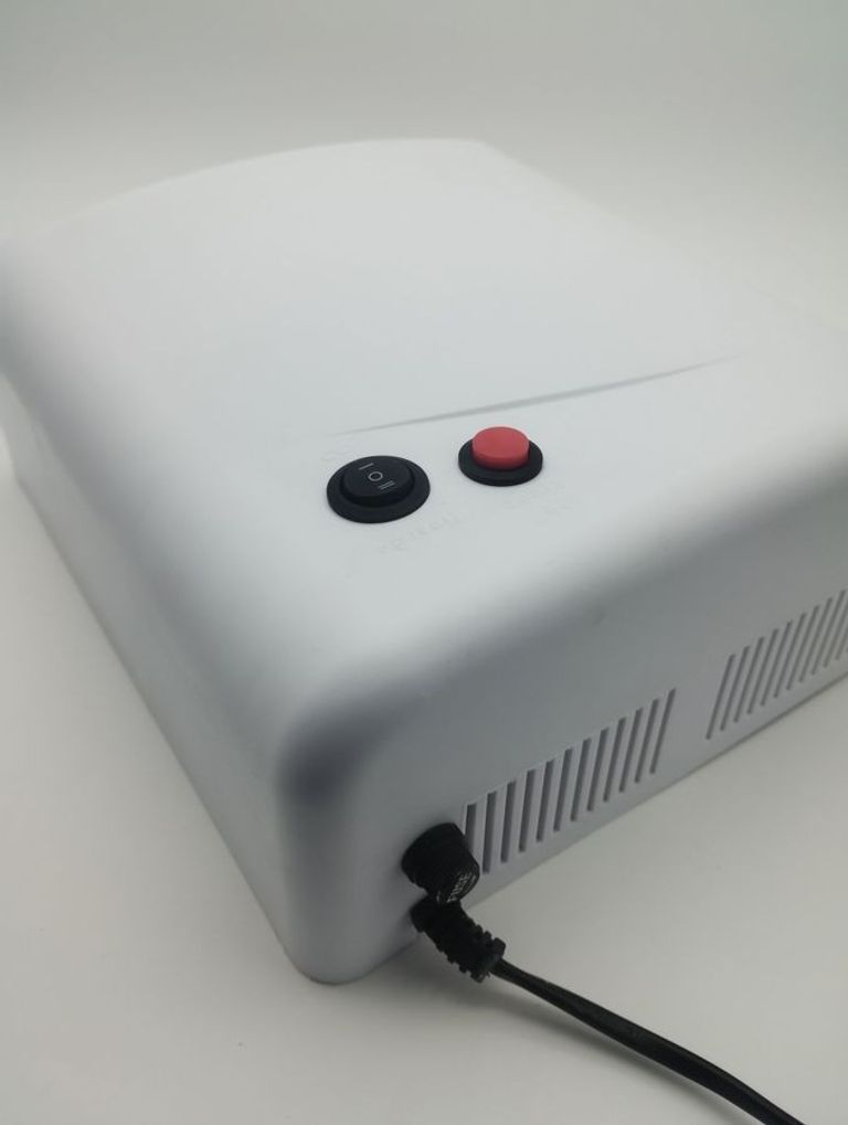 Дешево новая УФ лампа для маникюра NBZ JD-818 Mini 36 Вт White з ломбарду