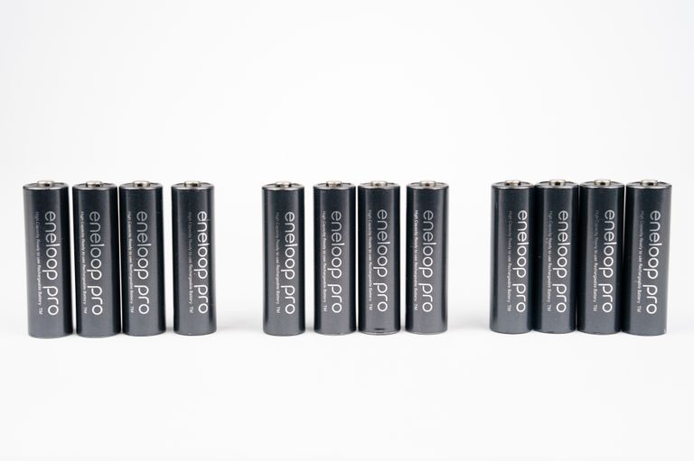 Дешево Panasonic Eneloop Pro з ломбарду