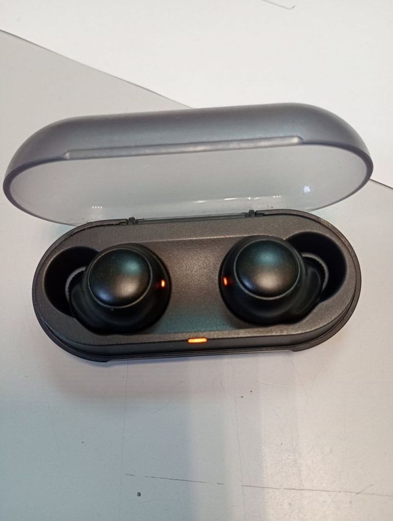 Дешиво Sony wf-c500 с ломбарда