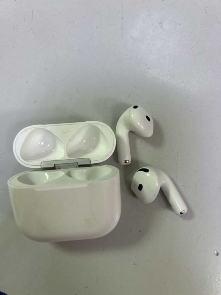 Объявление Apple airpods 4 Б/У