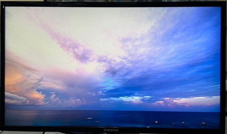 Дешиво Samsung s24f350fhi с ломбарда