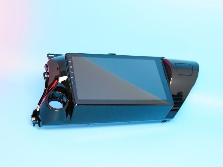 Дешиво Toyota Hilux 2015-2020гг. 4/64Gb с ломбарда