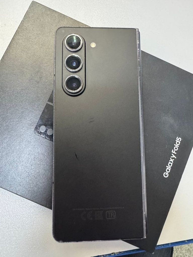 Samsung galaxy fold5 12/512gb Код:01-200829768. Зображення 5