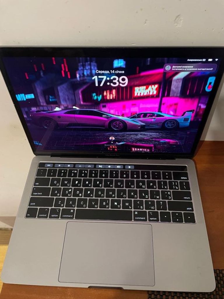 Купити Apple macbook pro a1989/ екр 13,3"/ core i5 2,4ghz/ ram16gb/ ssd1tb/ iris plus 655/ retina/ touch bar Б/У