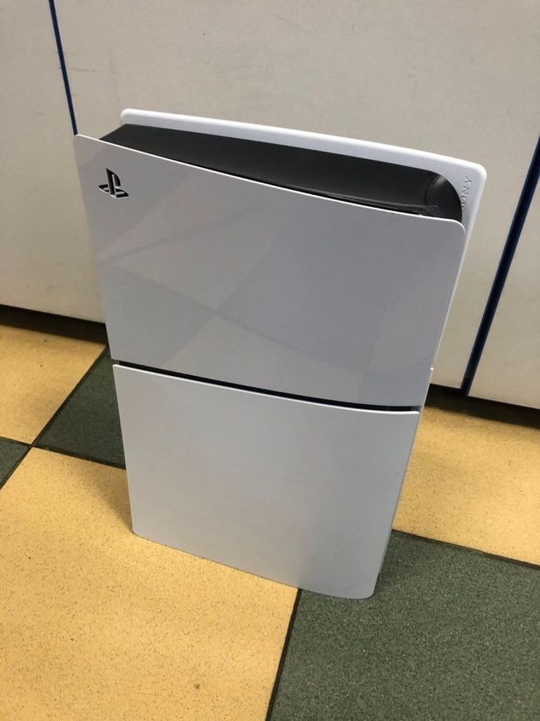 Купить Sony PlayStation 5 Slim 1TB Б/У