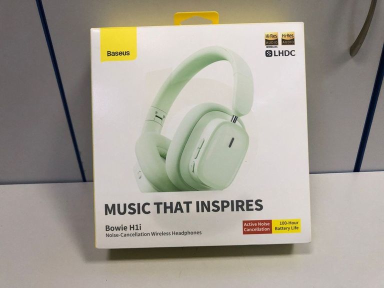 Купити Baseus bowie h1i Б/У