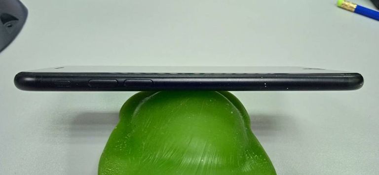 Купити Apple iphone 7 32gb Б/У