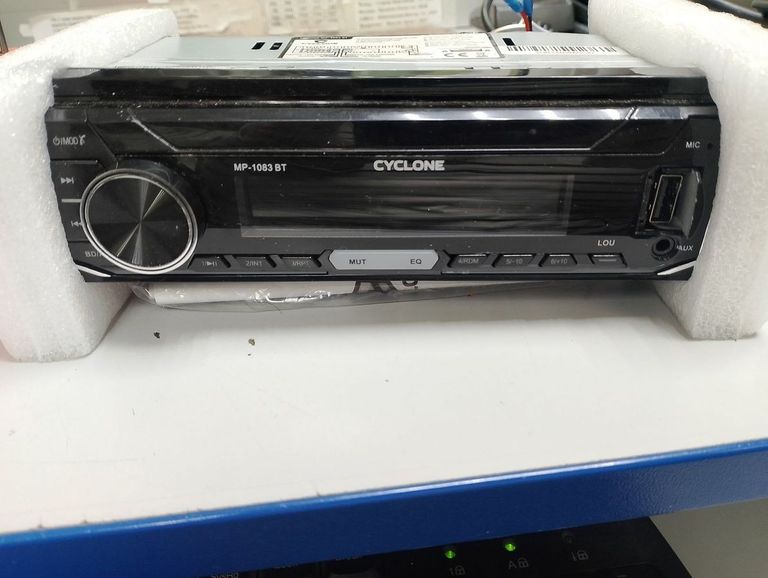 Купить Cyclone MP-1083 BT Б/У