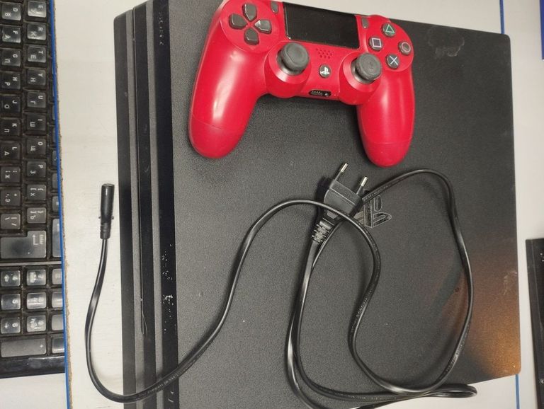 Дешево Sony playstation 4 pro 1tb з ломбарду
