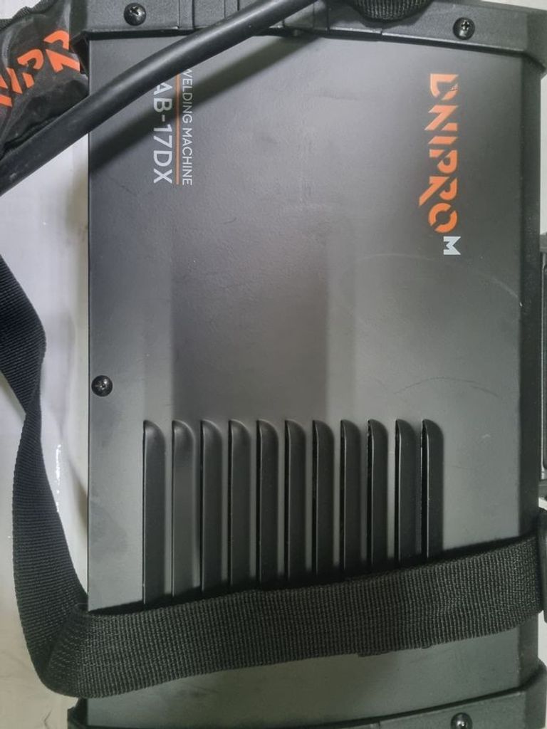 Дешево Dnipro-M sab-17dx з ломбарду