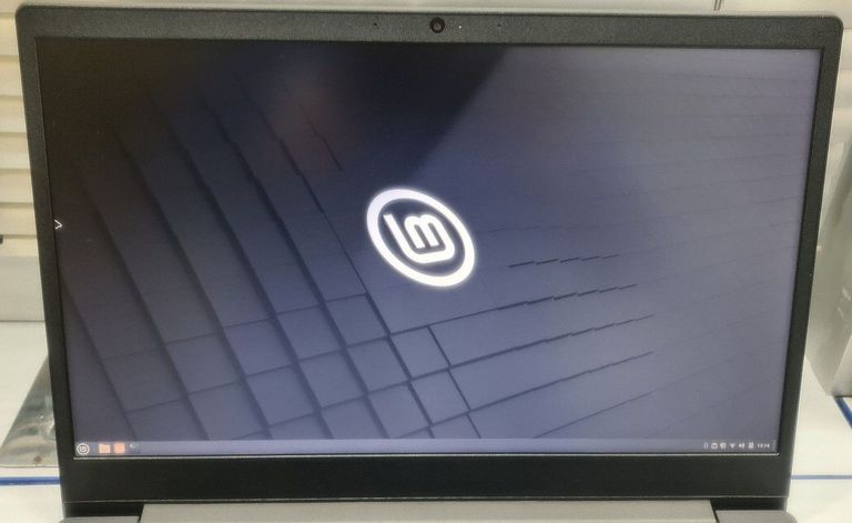 Оголошення Lenovo 15/ryzen 3 3250u ddr4/8gb ddr4/hdd *відсутній/ssd 256 gb/*інтегрована Б/У