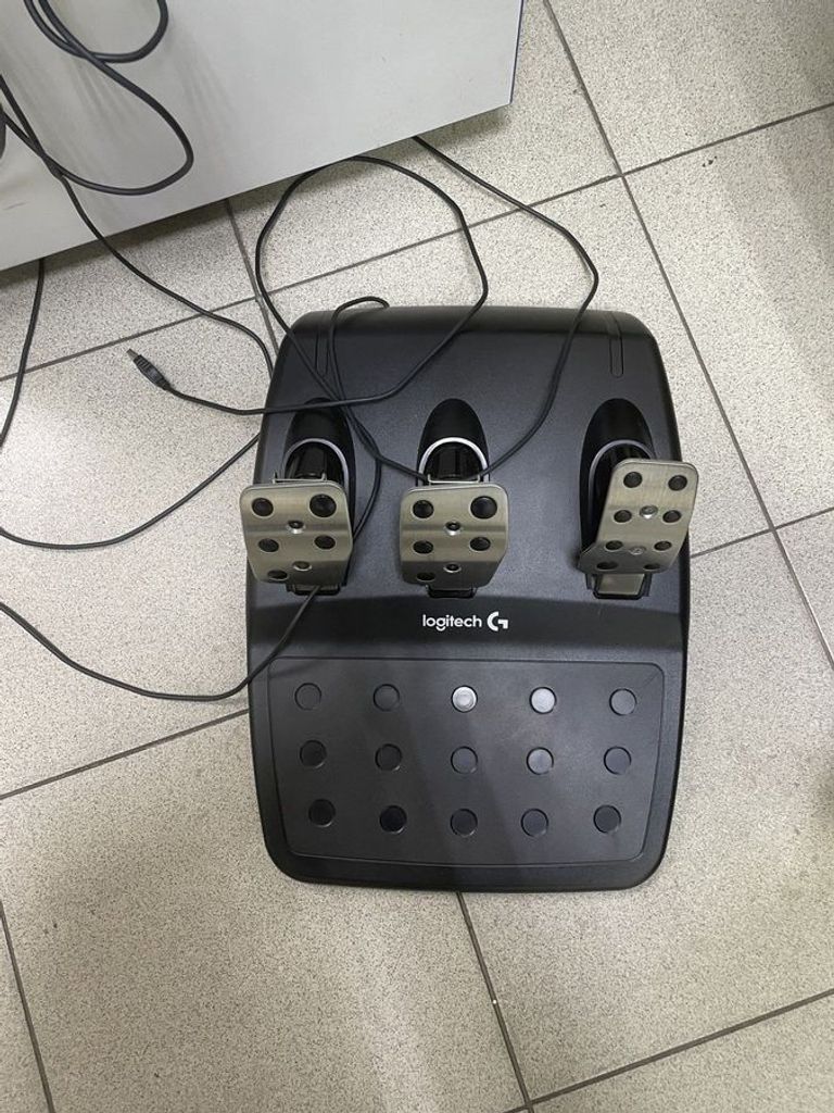 Logitech g29 driving force racing wheel / 941-000110, 941-000112 Код:01-200881111. Зображення 5