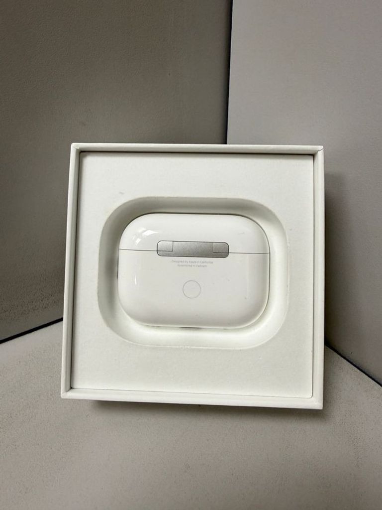 Розпродаж Apple airpods pro 2nd generation with magsafe charging case usb-c, продавець Техноскарб