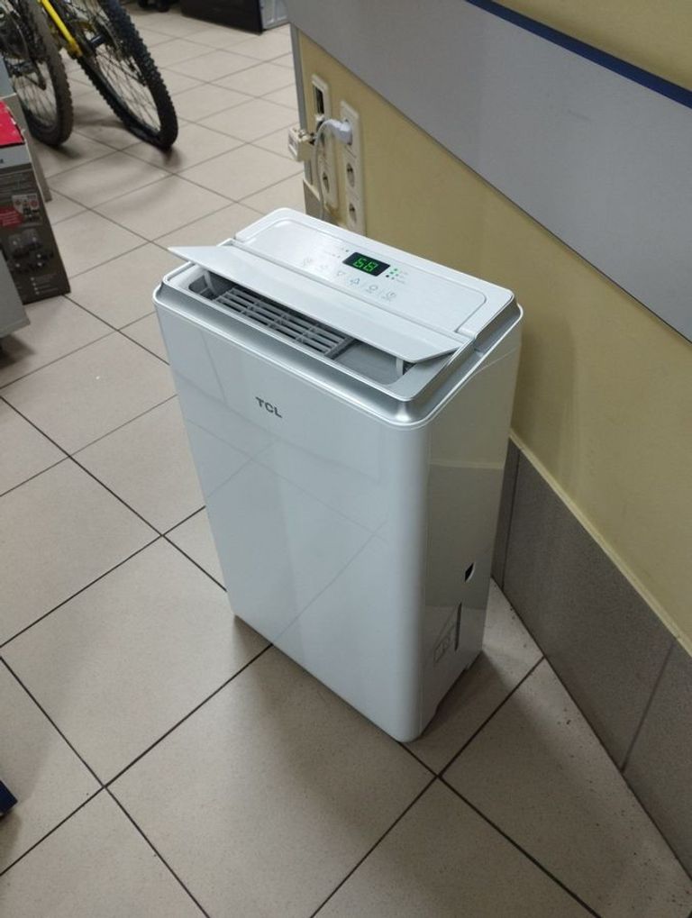 Дешево Tcl DEWA20EB з ломбарду