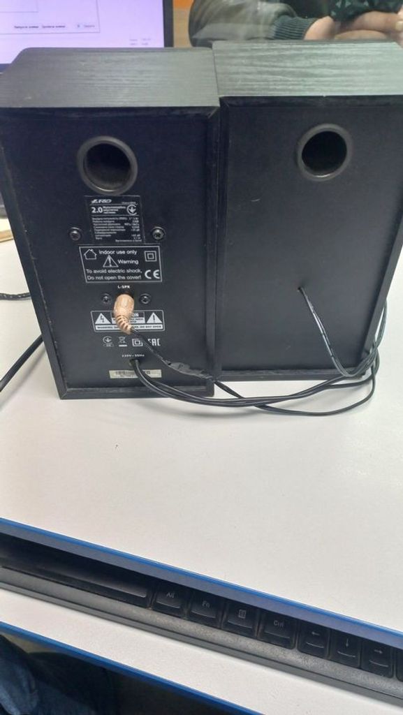 Дешево F&d R-215 Black з ломбарду