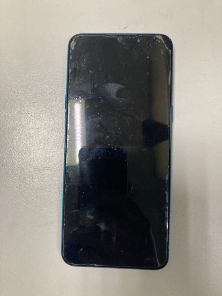 Купить realme C3 2/32GB Blue Б/У