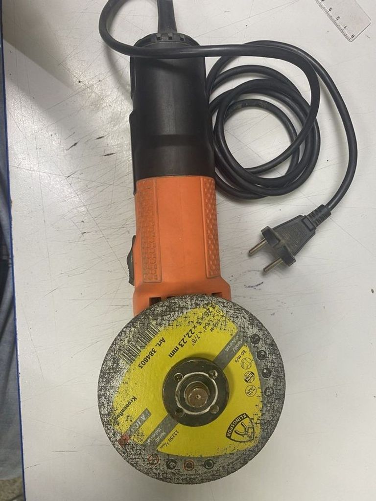 Купити Black&Decker beg110 Б/У