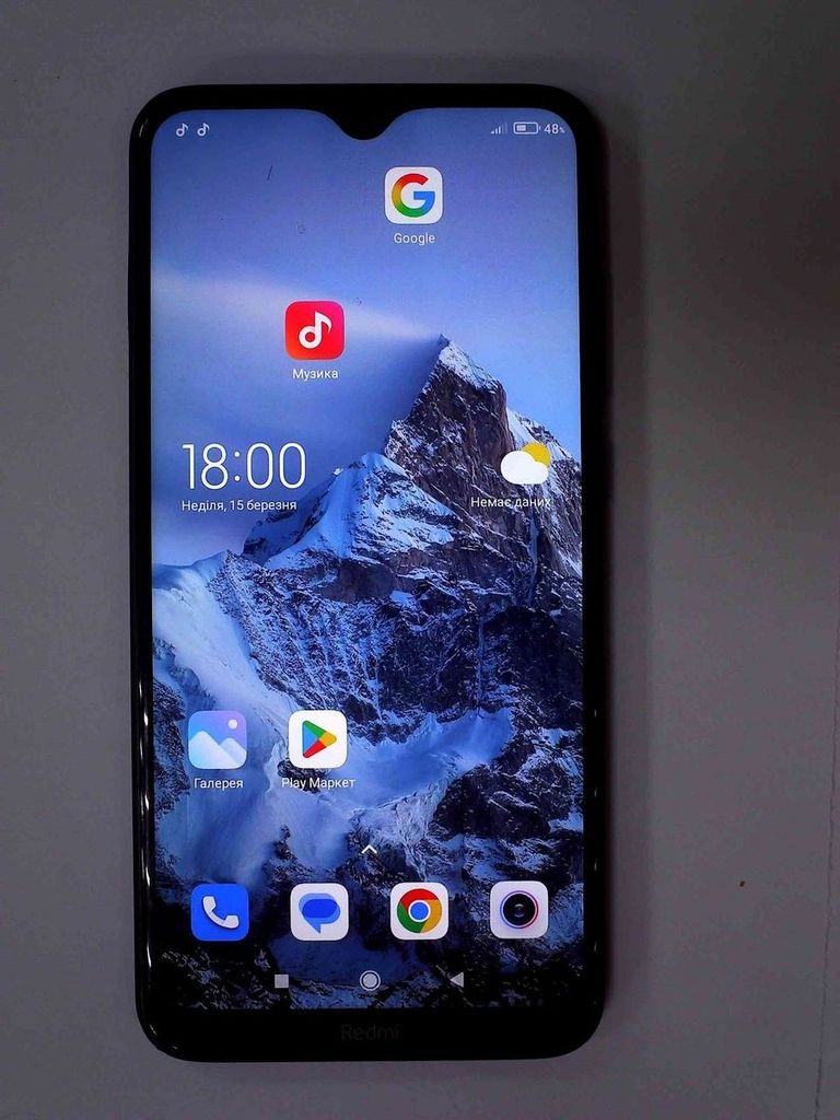 Купити Xiaomi Redmi 8A 2/32GB Black Б/У