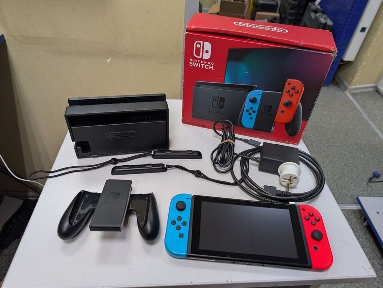Купити Nintendo switch Б/У
