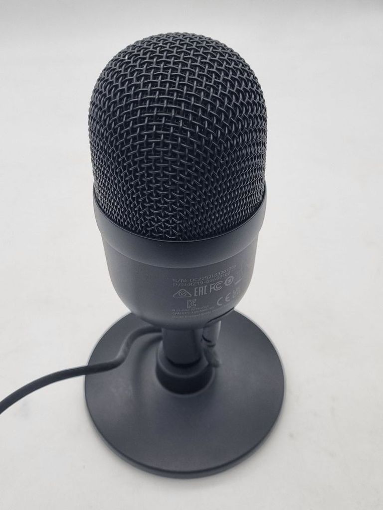 Дешиво Razer seiren mini с ломбарда