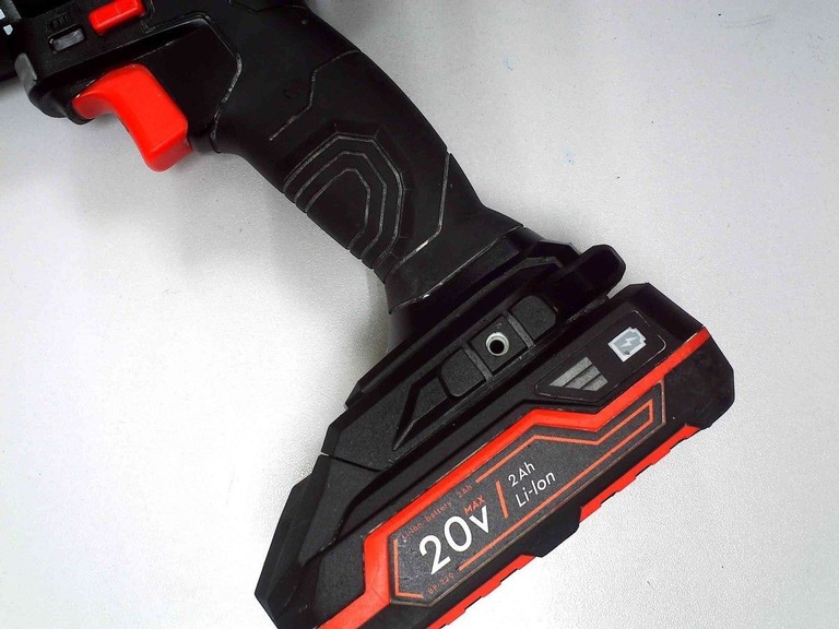 Дешево Dnipro-M cd-218q 1акб 2ah зп з ломбарду