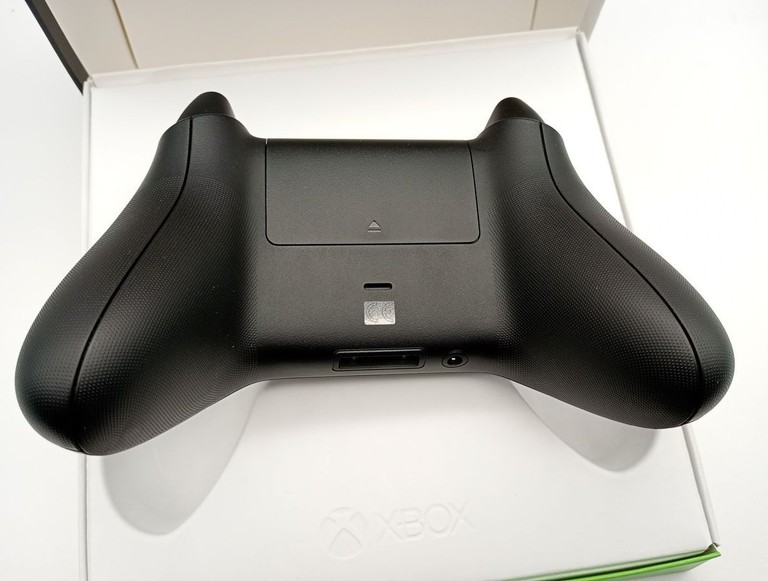 Распродажа Microsoft xbox series x s wireless controller, продавец Техноскарб