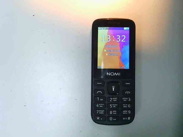 Купить Nomi i2403 Б/У