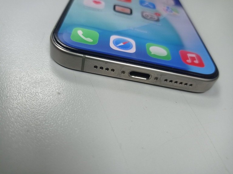 Розпродаж Apple iphone 15 pro max 512gb, продавець Техноскарб