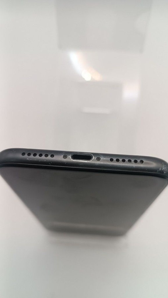 Apple iphone 11 64gb Код:01-200972385. Зображення 10