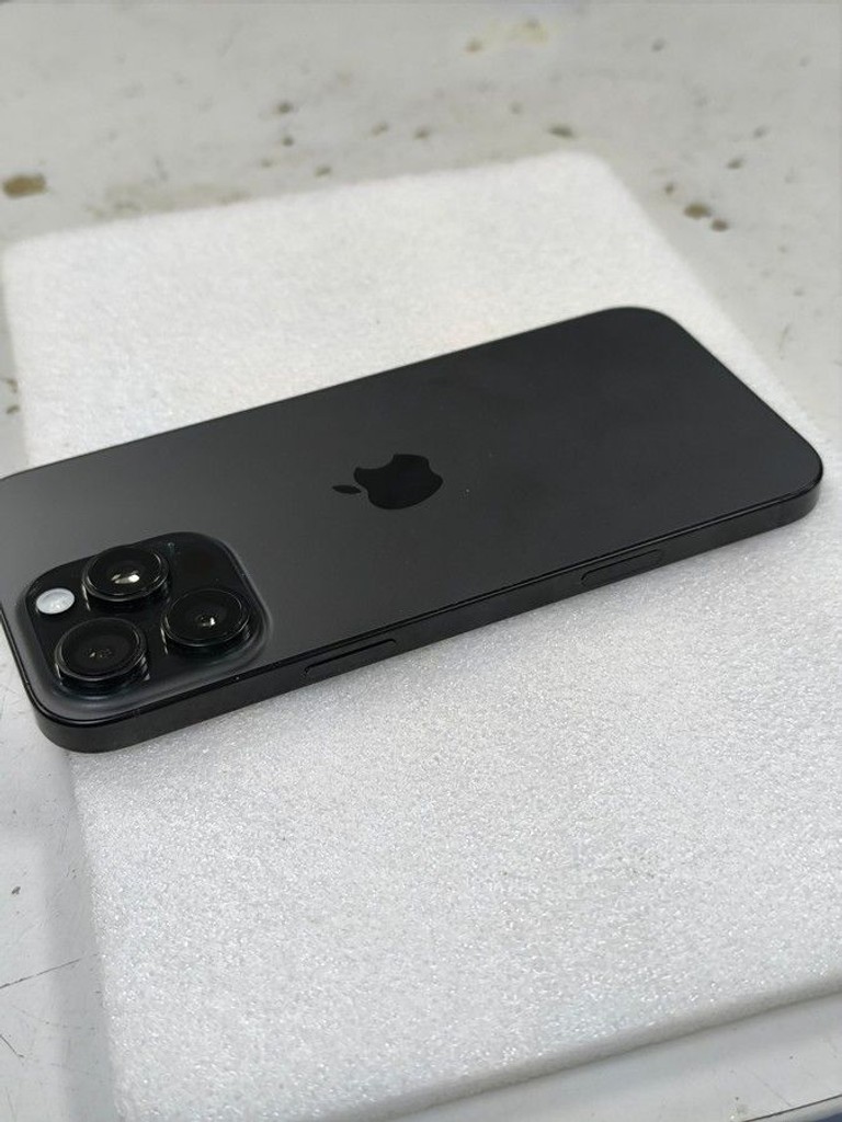 Дешево Apple iphone 16 pro max 256gb з ломбарду
