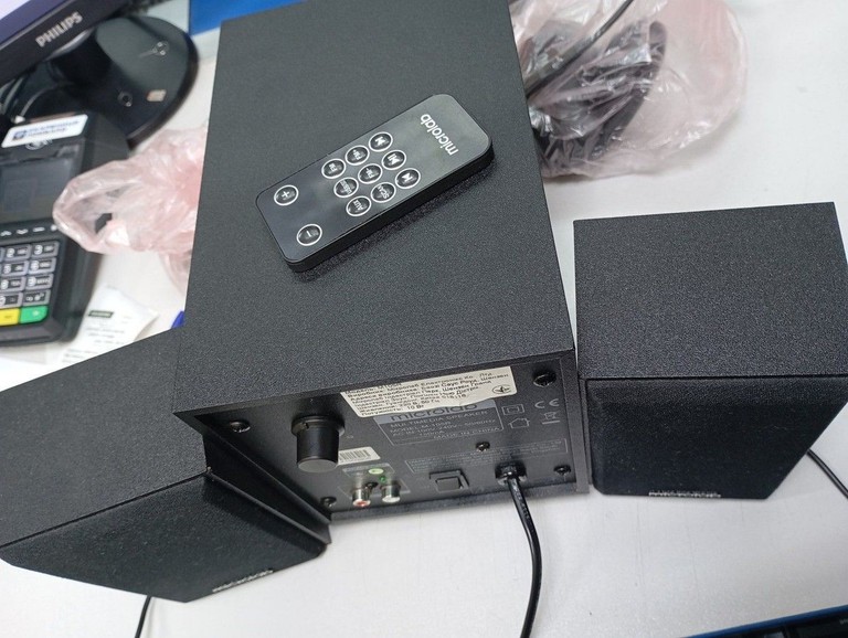 Дешиво Microlab M-105R Black с ломбарда