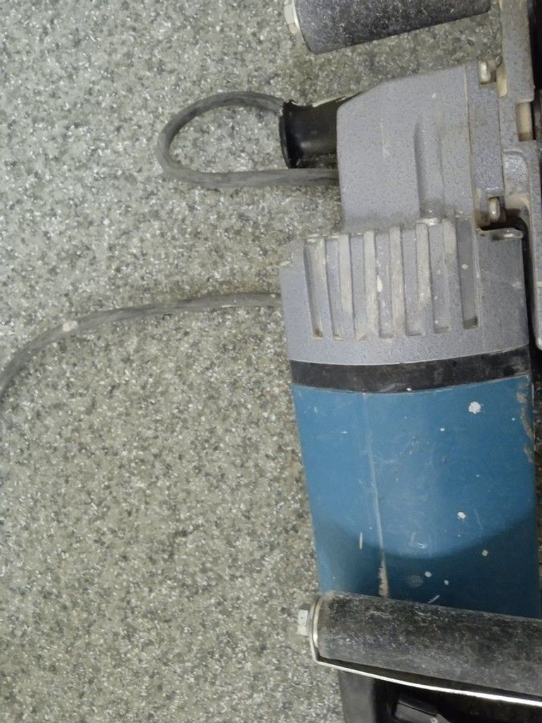 Купить Makita SG150 Б/У