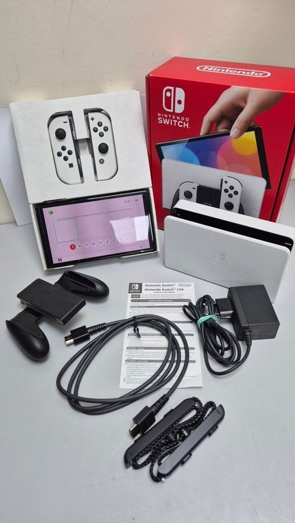 Дешиво Nintendo switch oled с ломбарда