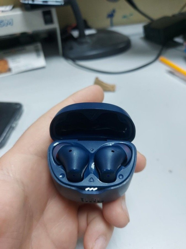 Купить Jbl tune flex Б/У