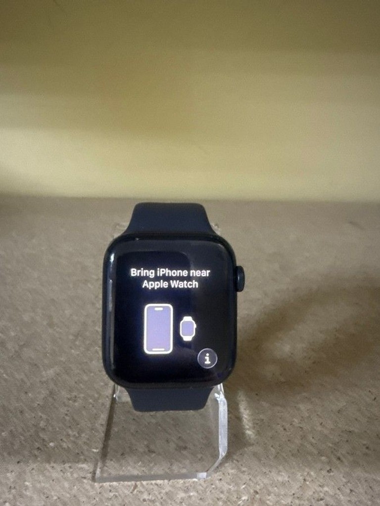Купити Apple watch se 2 gps 44mm aluminium case Б/У
