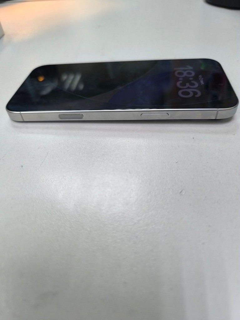 Apple iphone 16 pro max 256gb Код:01-201005907. Зображення 6