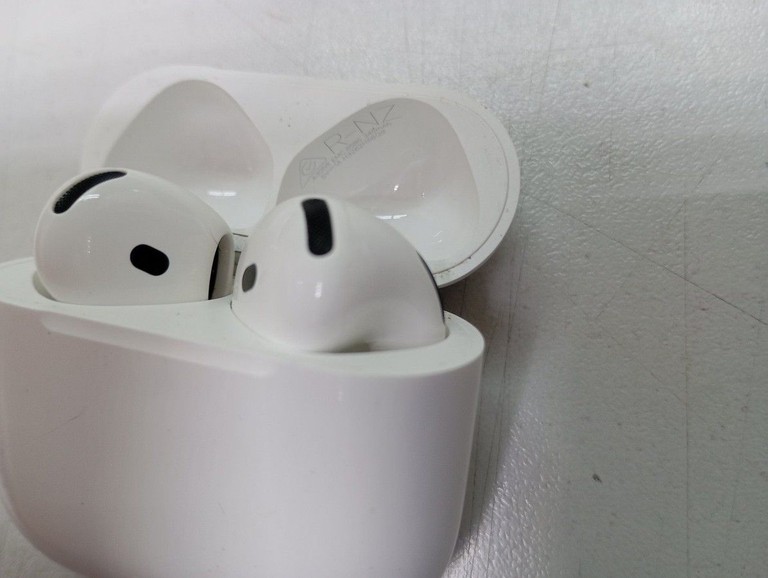 Оголошення Apple airpods 4 Б/У