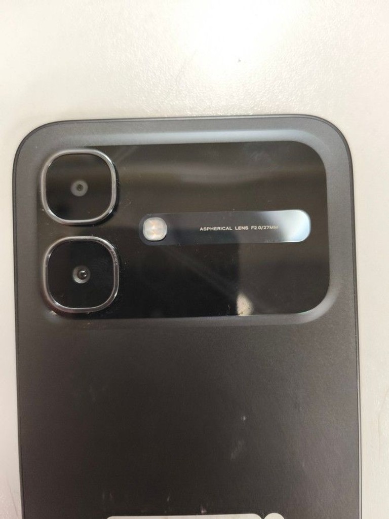 Дешево Infinix Smart 20 4/64GB Shadow Black з ломбарду