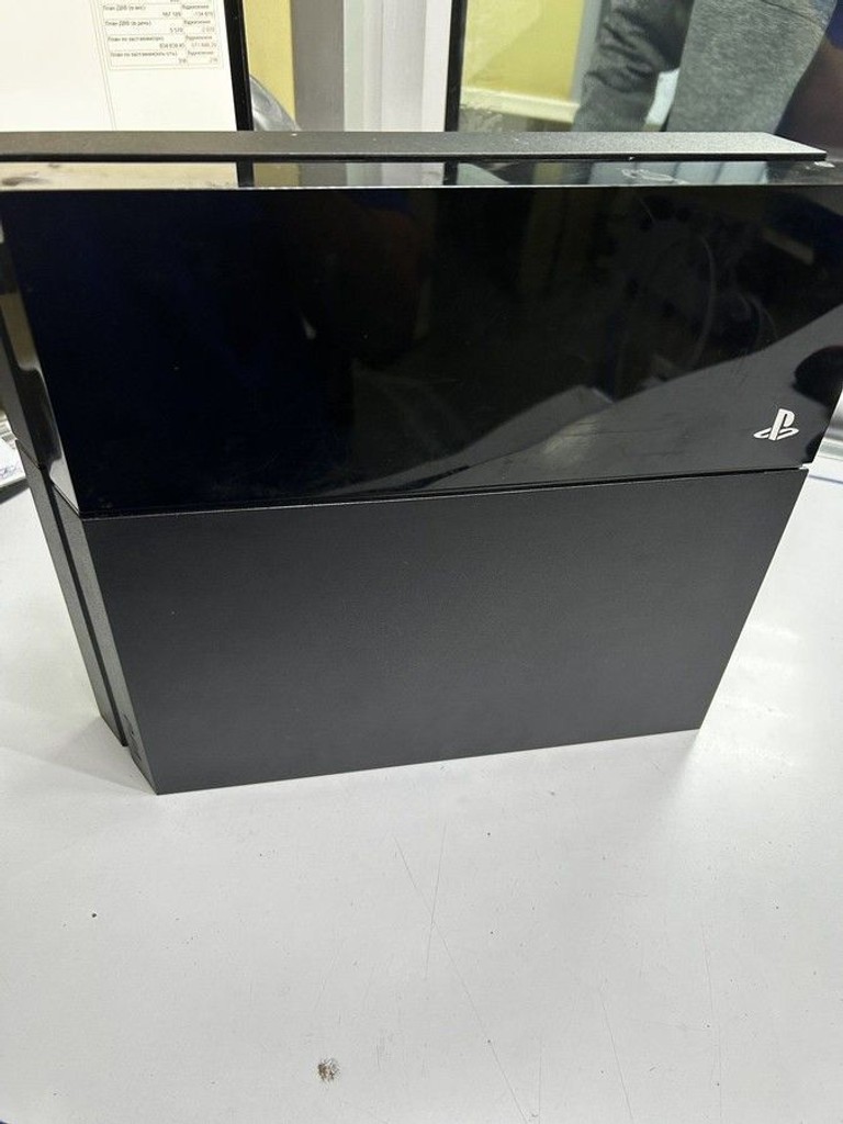 Дешево Sony playstation 4 500gb з ломбарду