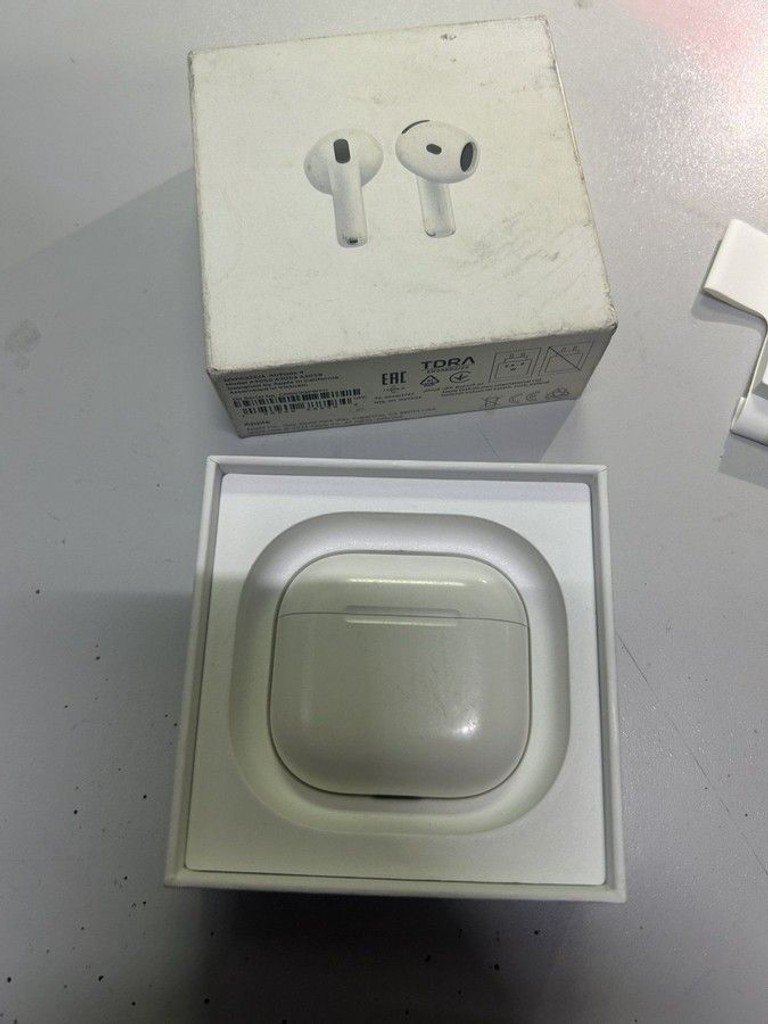 Дешиво Apple airpods 4 с ломбарда