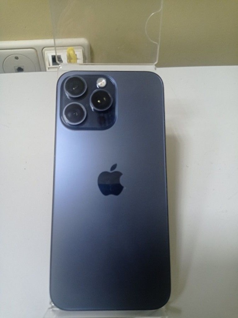 Купити Apple iphone 15 pro max 256gb Б/У