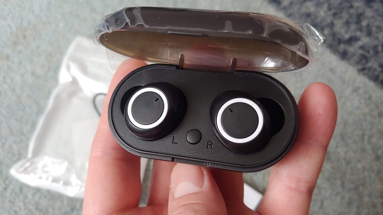 Купити Наушники Bluetooth Микрофон Беспроводные Хороший Бассистый Звук Индикатор заряда Новые Б/У