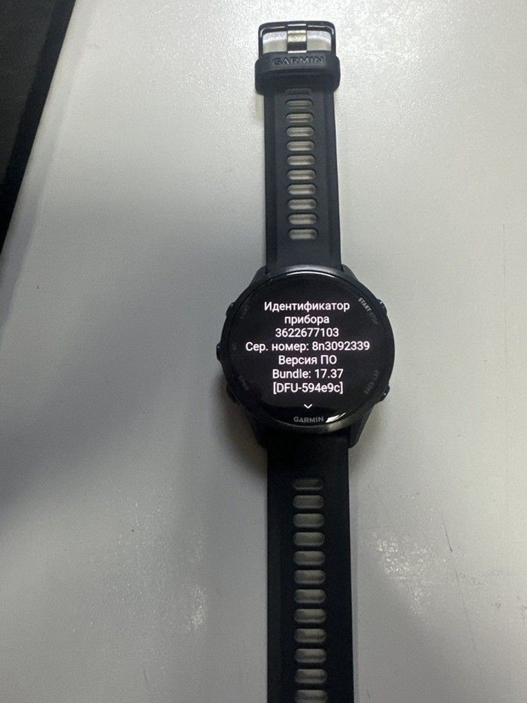 Оголошення Garmin forerunner 970 carbon dlc titanium case w./translucent Б/У