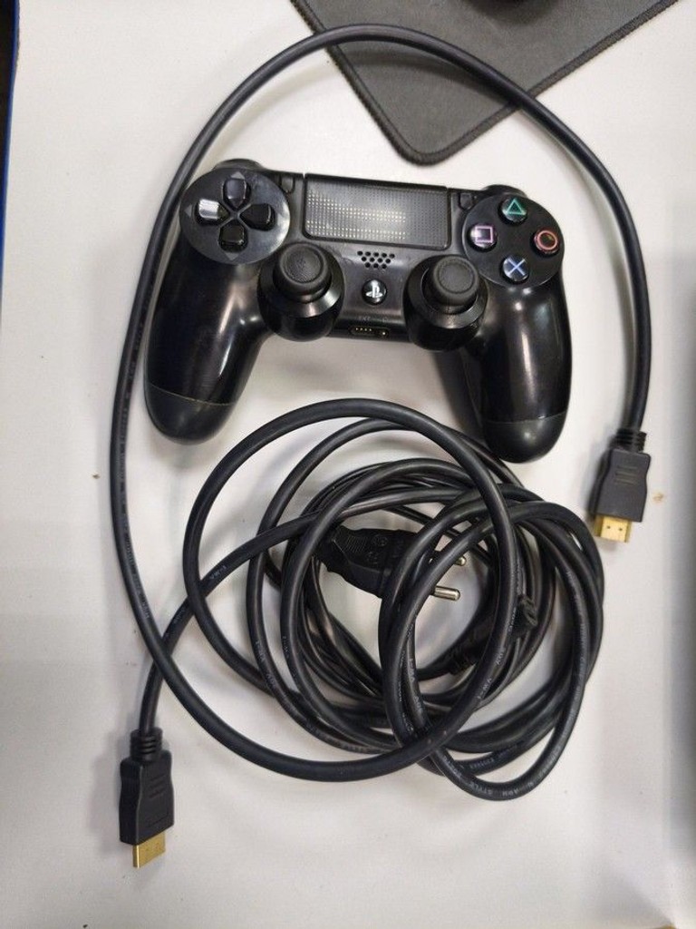 Дешево Sony playstation 4 500gb з ломбарду