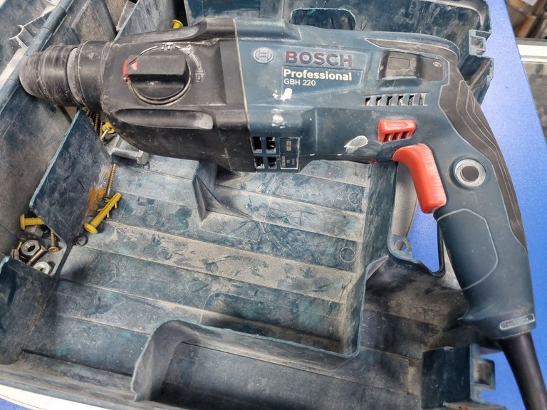 Розпродаж Bosch gbh 220, продавець Техноскарб