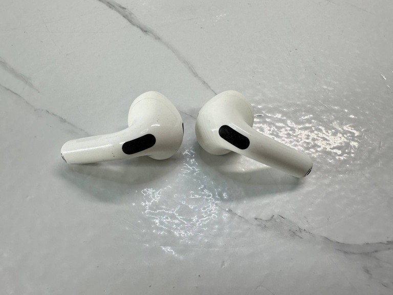 Apple airpods 4 with active noise cancellation Код:01-201148332. Зображення 6