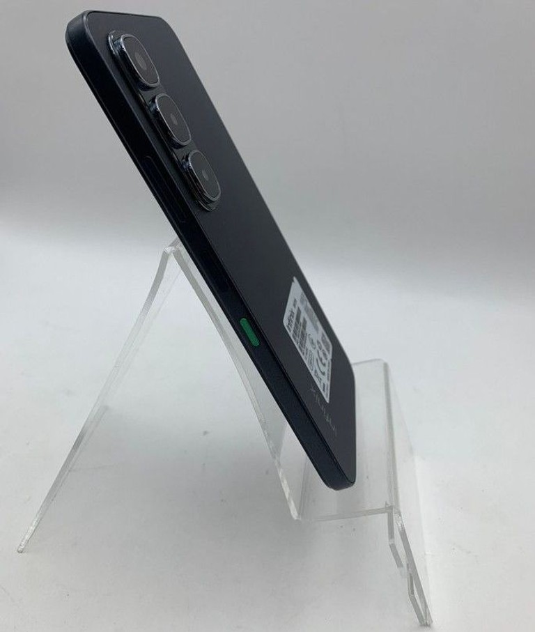 Дешиво Infinix hot 60i 4/128gb с ломбарда