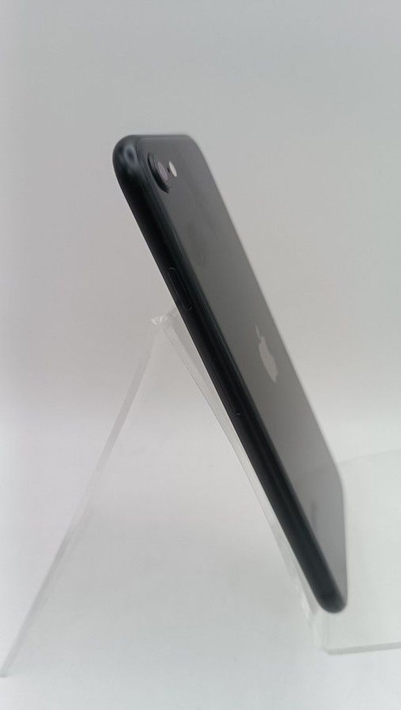 Дешево Apple iPhone SE 2020 64GB Black Slim Box (MHGP3) з ломбарду