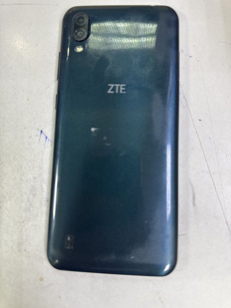Дешиво Zte Blade A5 2020 2/32GB Blue с ломбарда