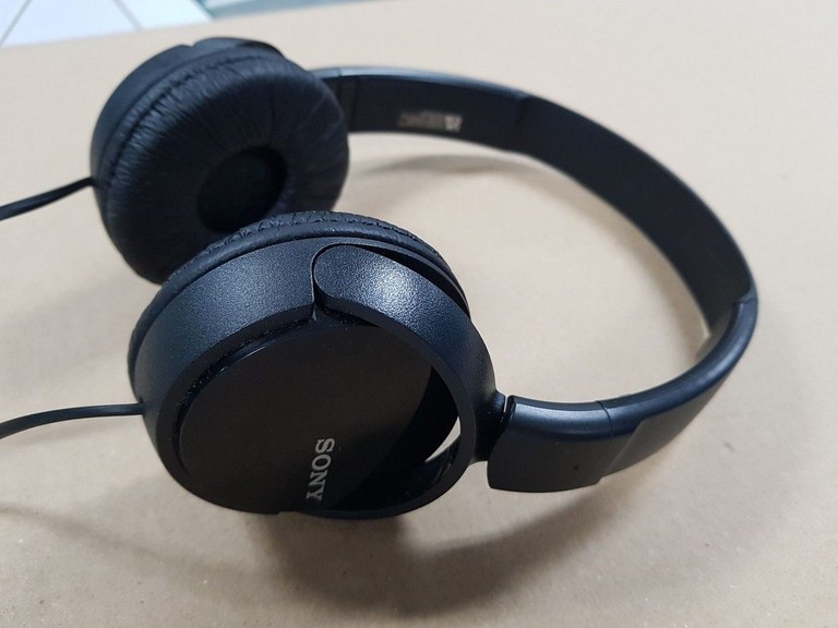 Оголошення Sony mdr-zx110ap Б/У
